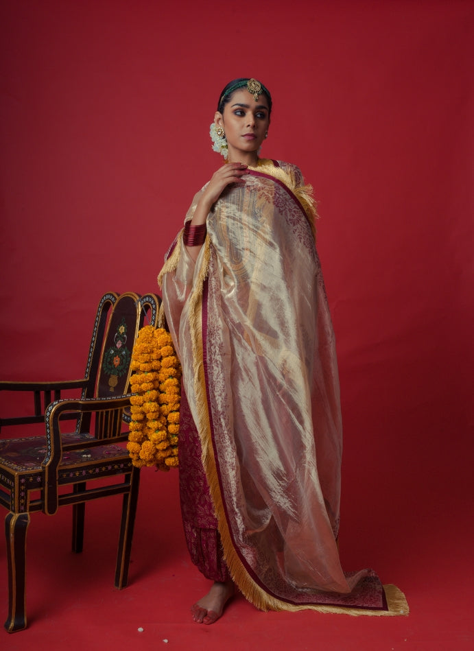 Pataka Kurta Set